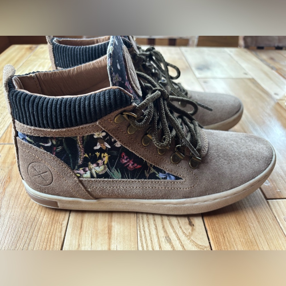Inkkas Suede Leather Camping Boot.